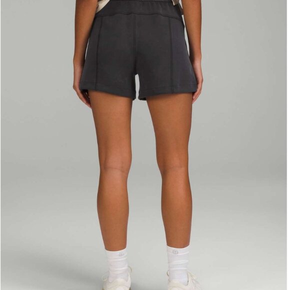 Lululemon Softstreme High-Rise Short 4” – Black - Picture 2 of 6